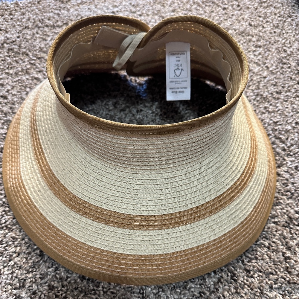 sun-protective straw hat woman